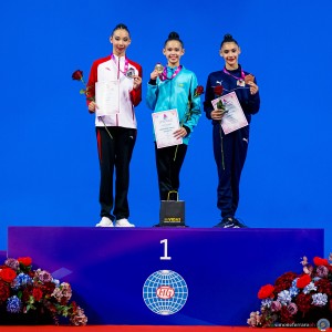 podium app sf 04227 copia simone ferraro ph